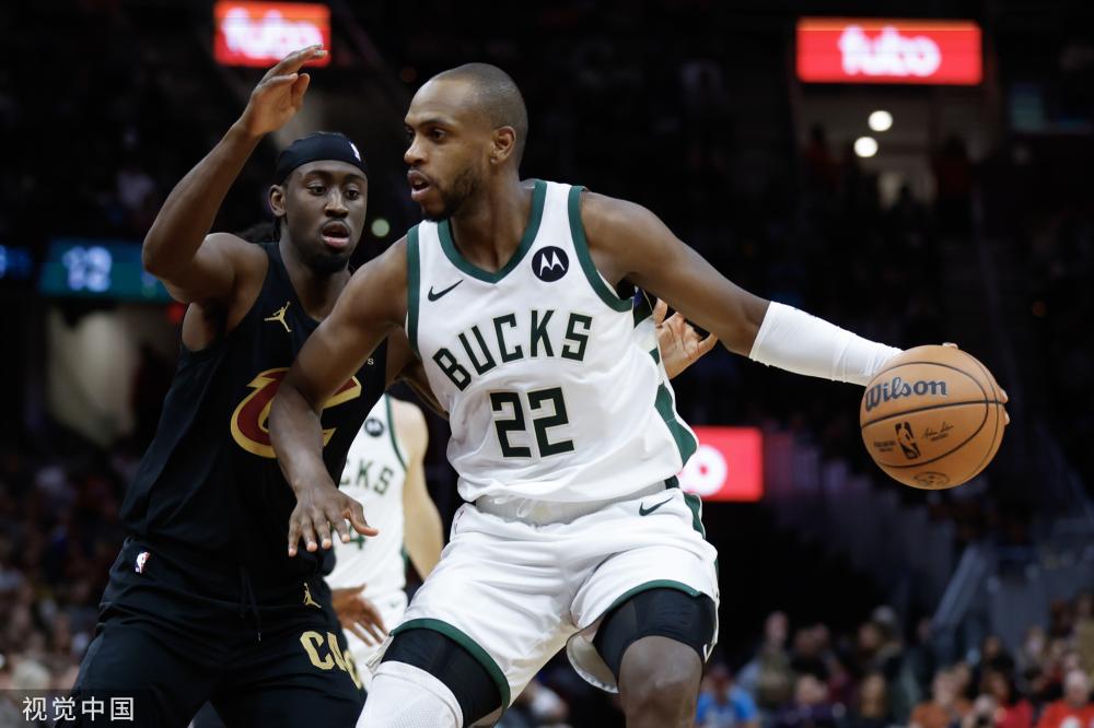 现出的观赛 现出的观赛